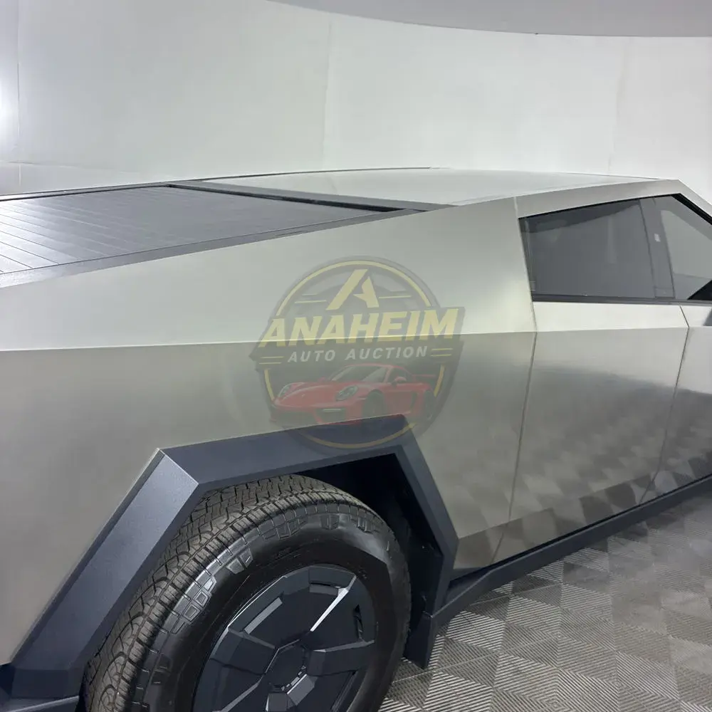 2025 Tesla Cybertruck Base