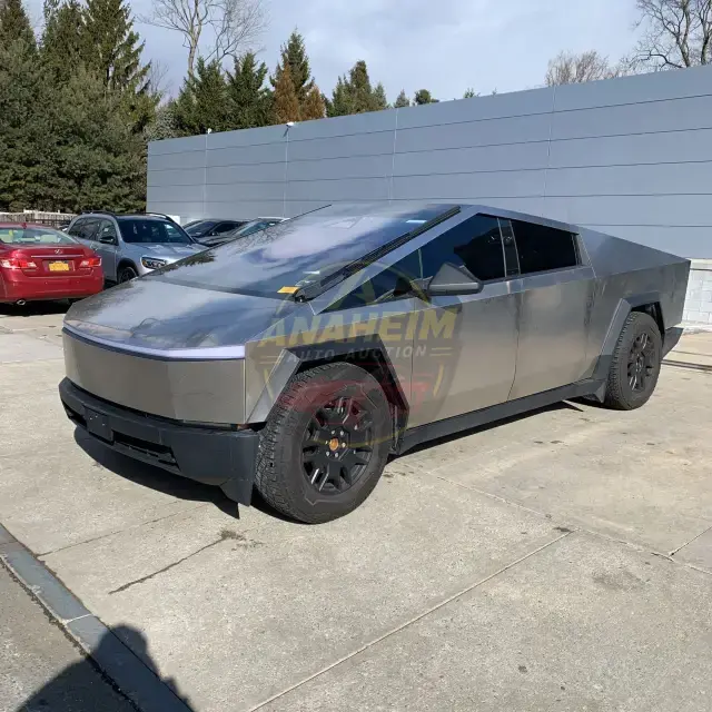 2024 Tesla Cybertruck Base