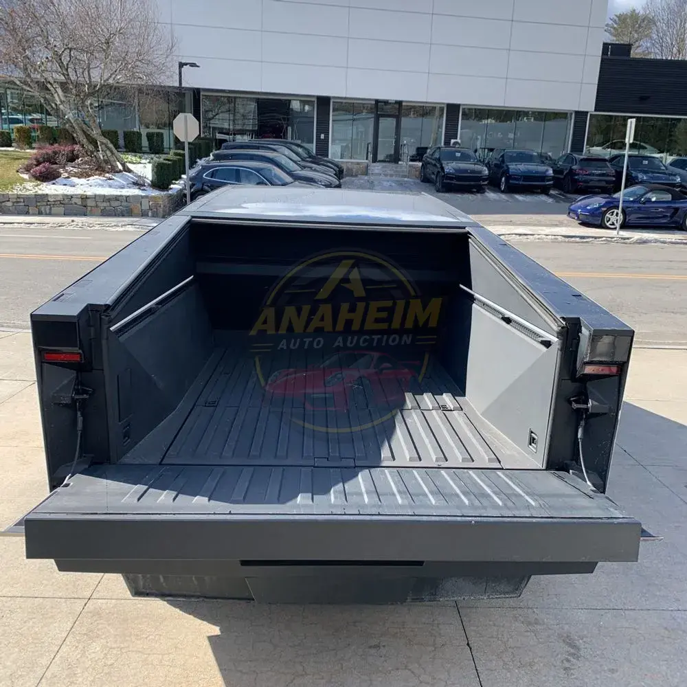 2024 Tesla Cybertruck Base