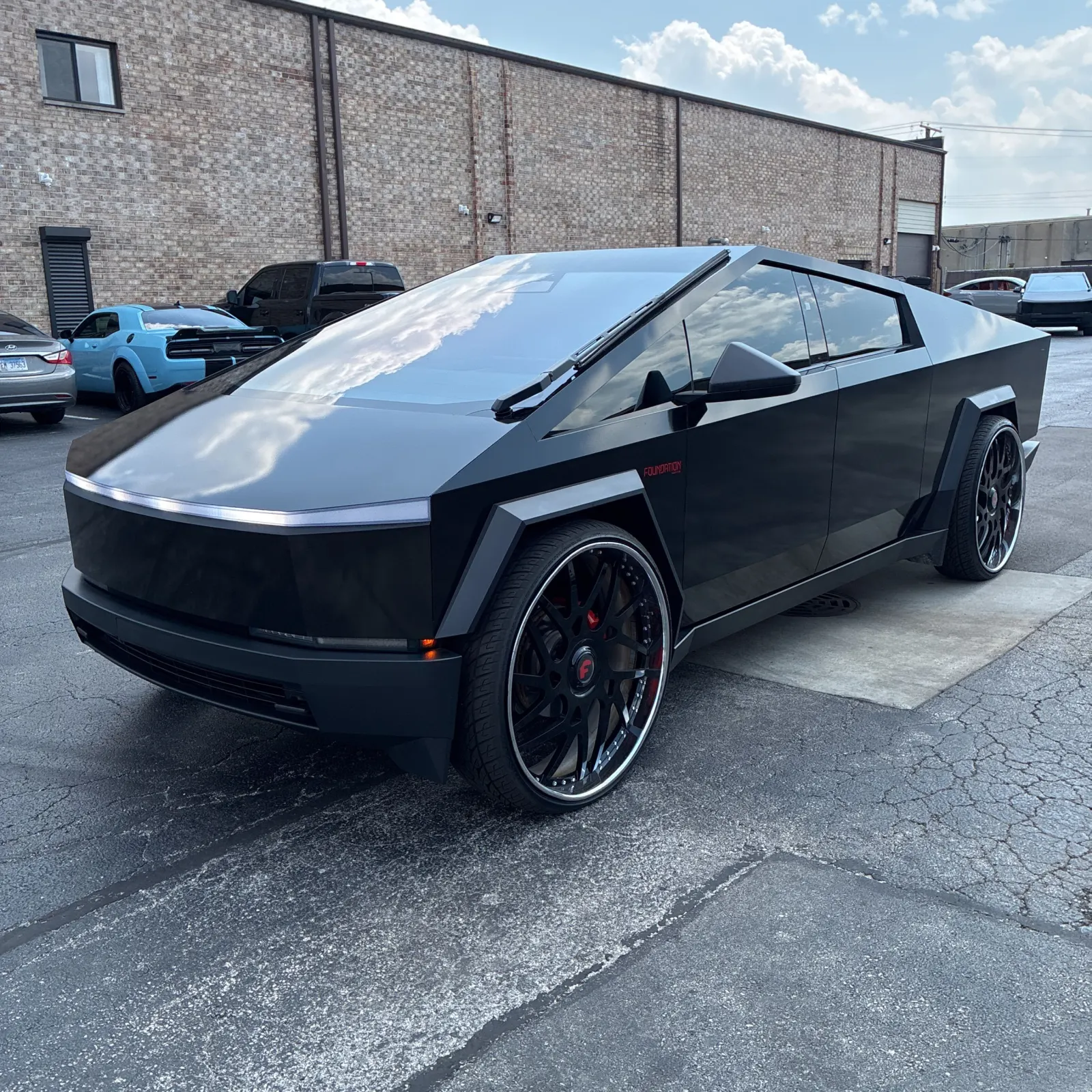 2024 Tesla Cybertruck Base
