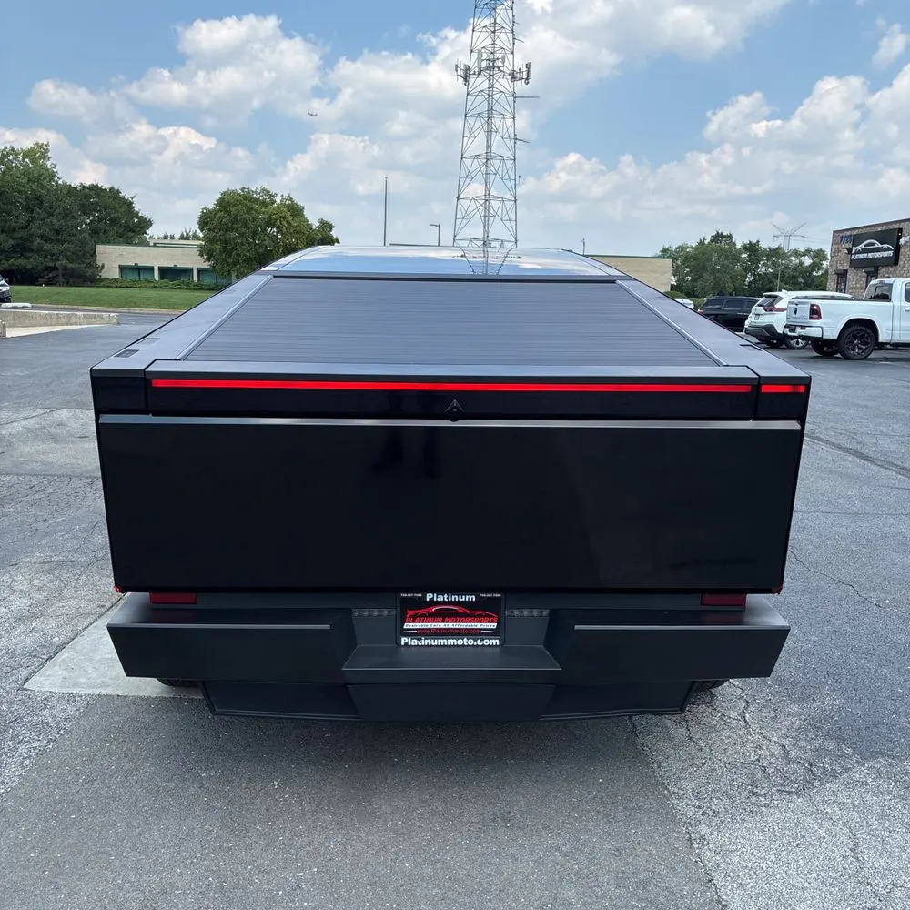 2024 Tesla Cybertruck Base