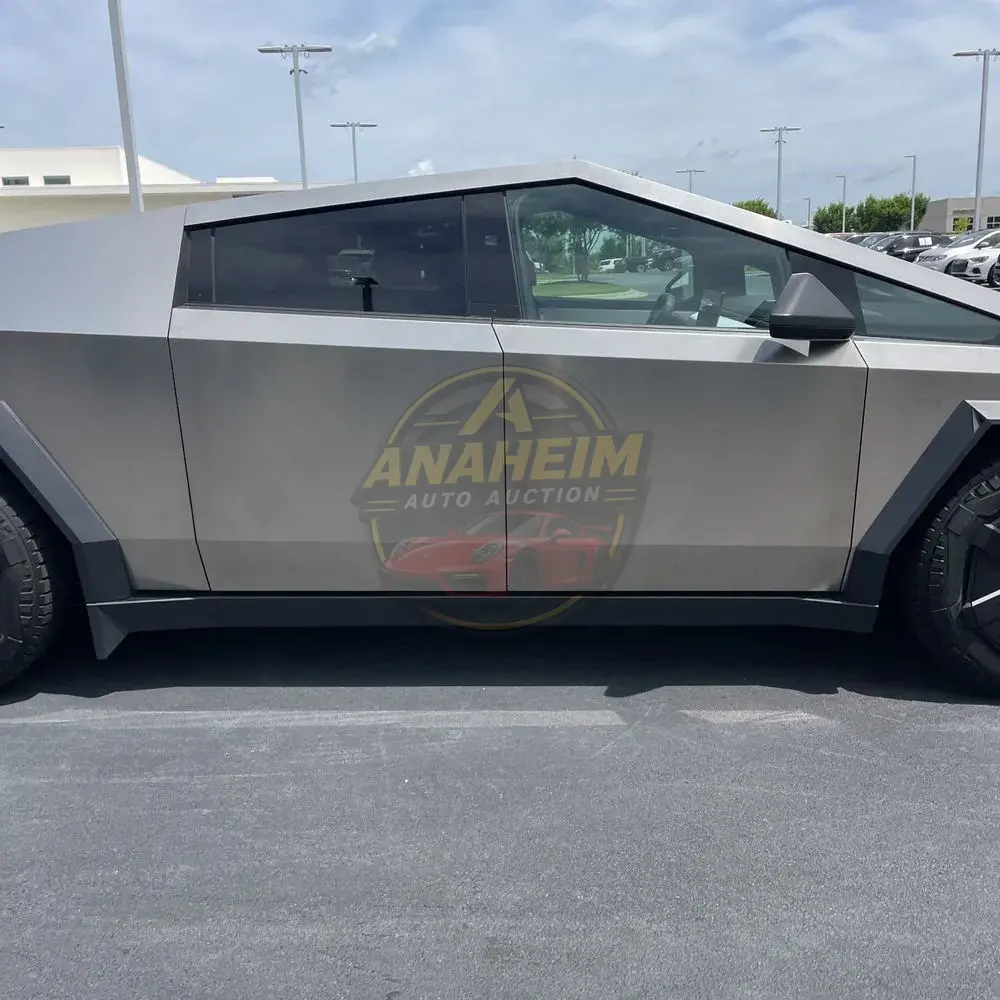 2024 Tesla Cybertruck Base
