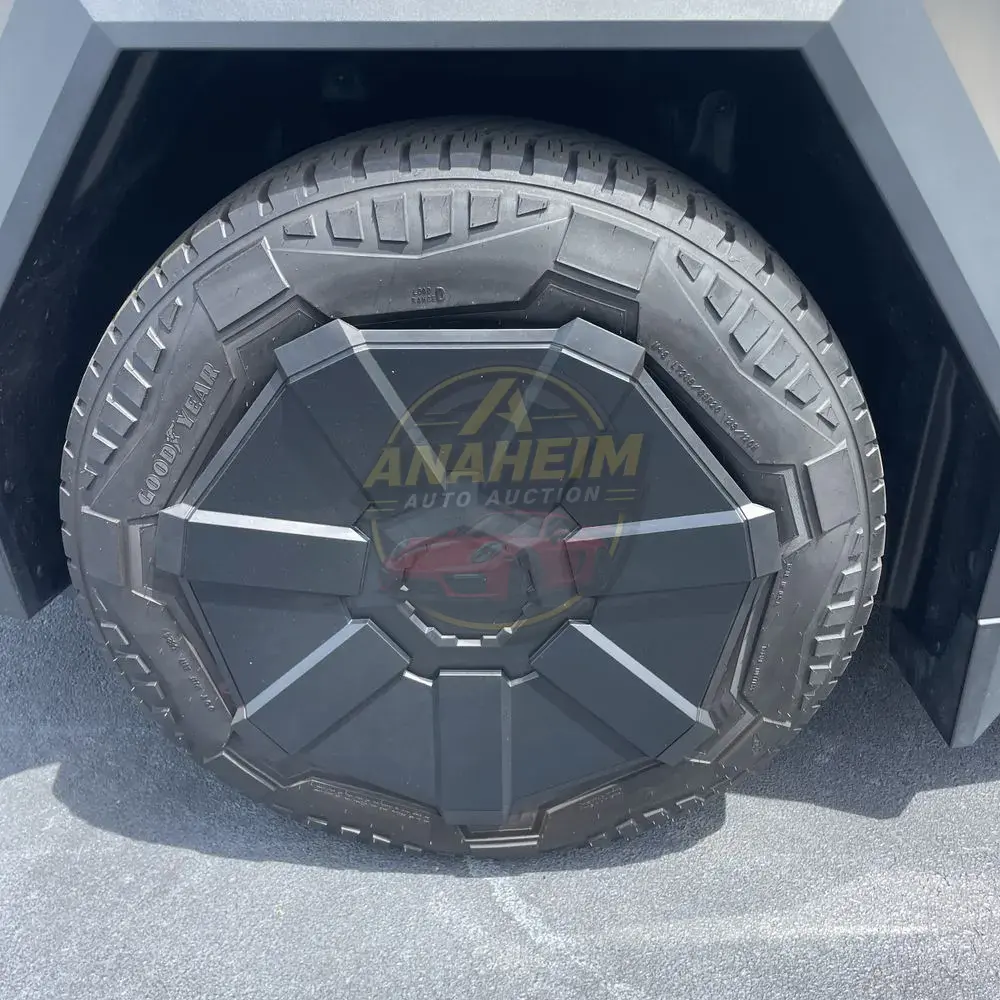 2024 Tesla Cybertruck Base