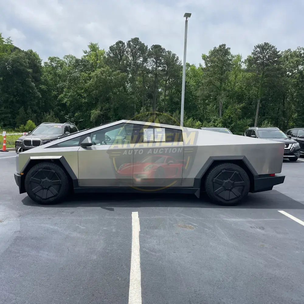 2024 Tesla Cybertruck Base