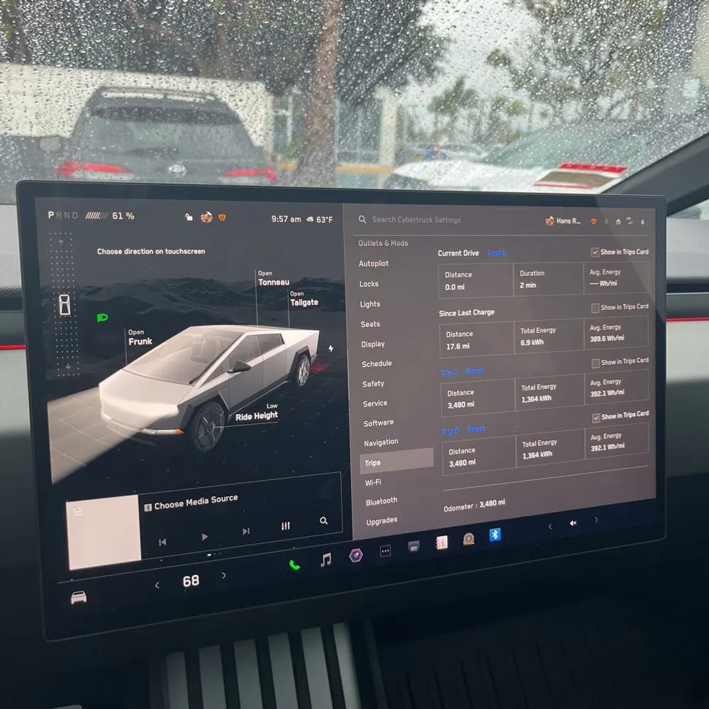 2024 Tesla Cybertruck Base