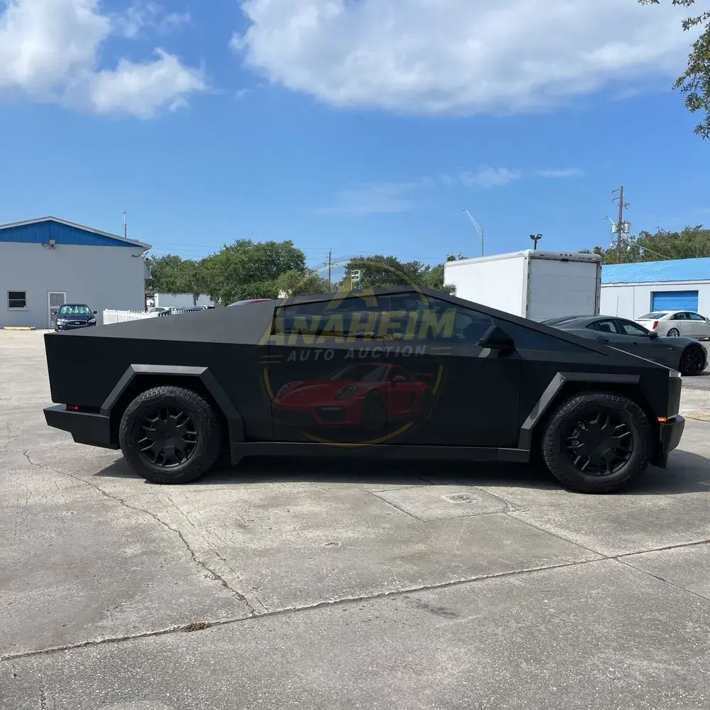 2024 Tesla Cybertruck Base