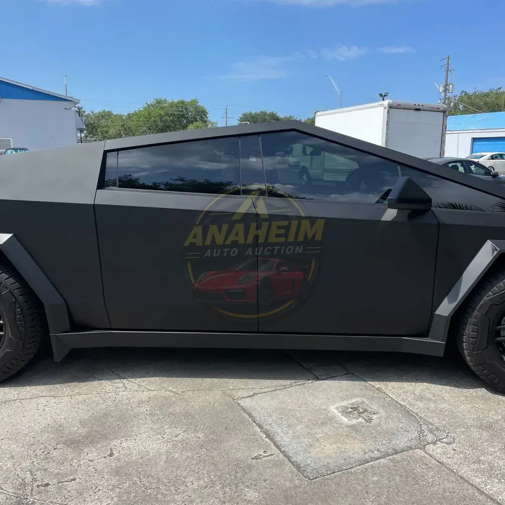 2024 Tesla Cybertruck Base