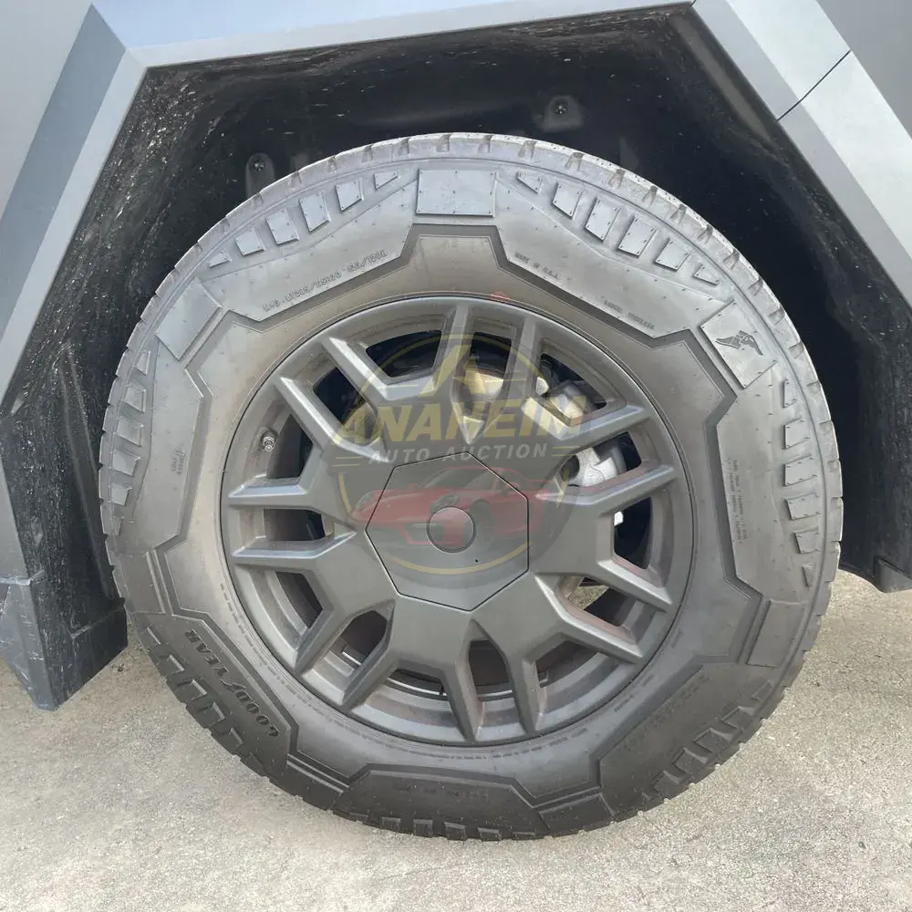 2024 Tesla Cybertruck Base