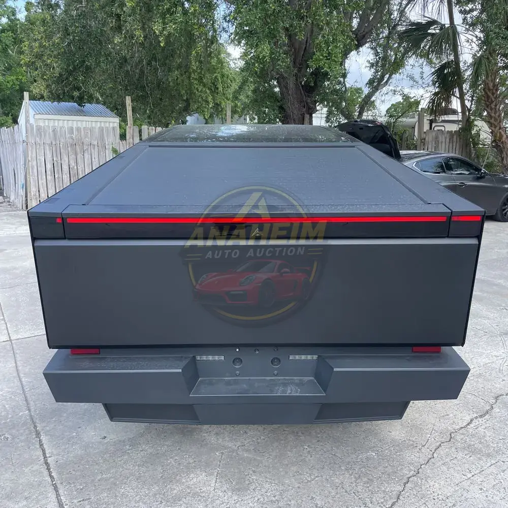 2024 Tesla Cybertruck Base