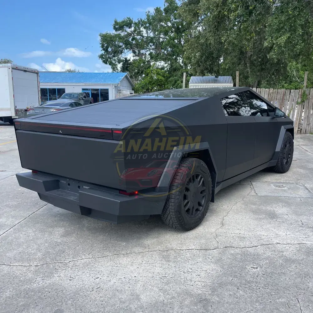 2024 Tesla Cybertruck Base