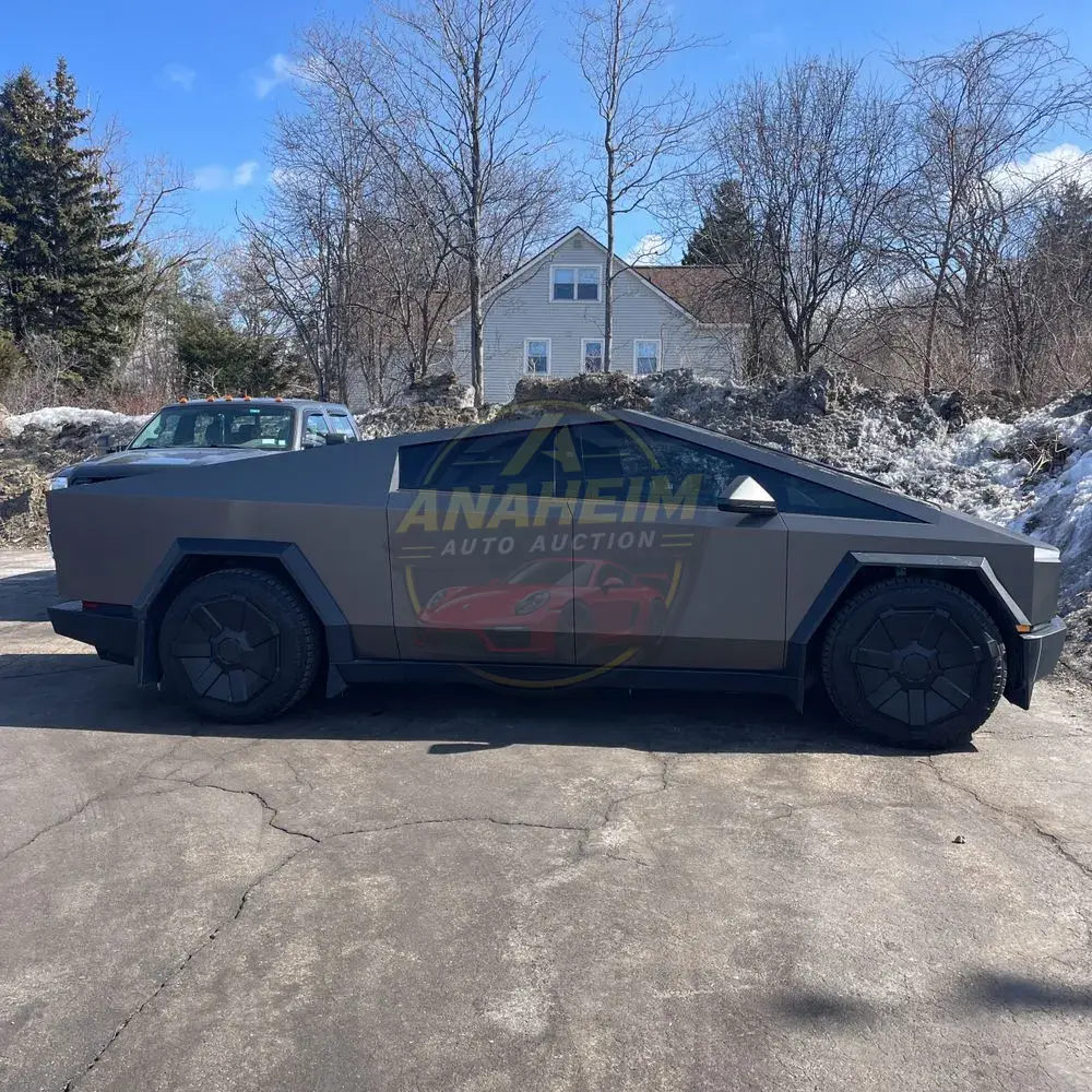 2024 Tesla Cybertruck Base
