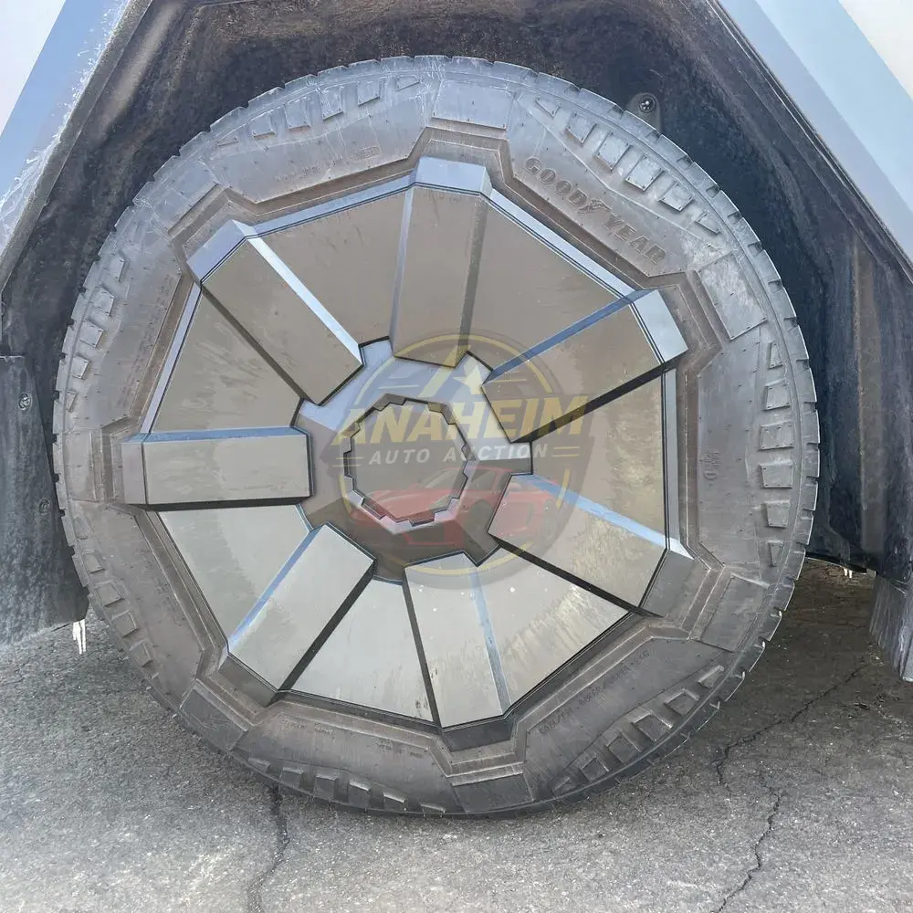 2024 Tesla Cybertruck Base