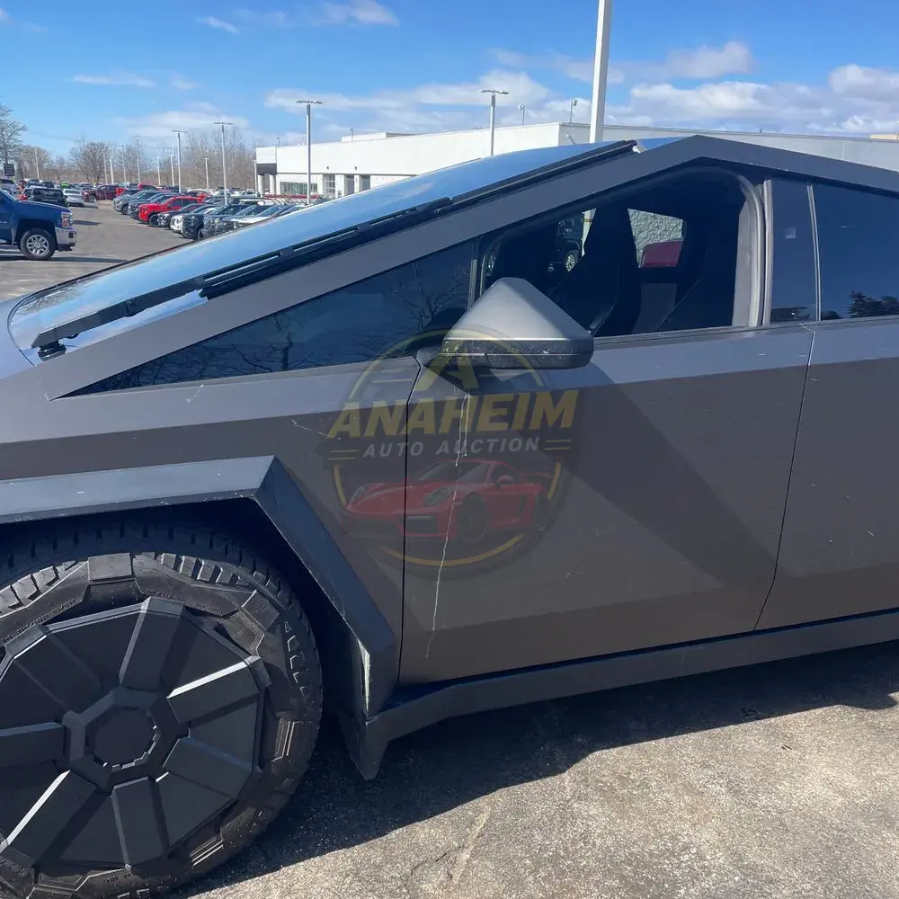 2024 Tesla Cybertruck Base