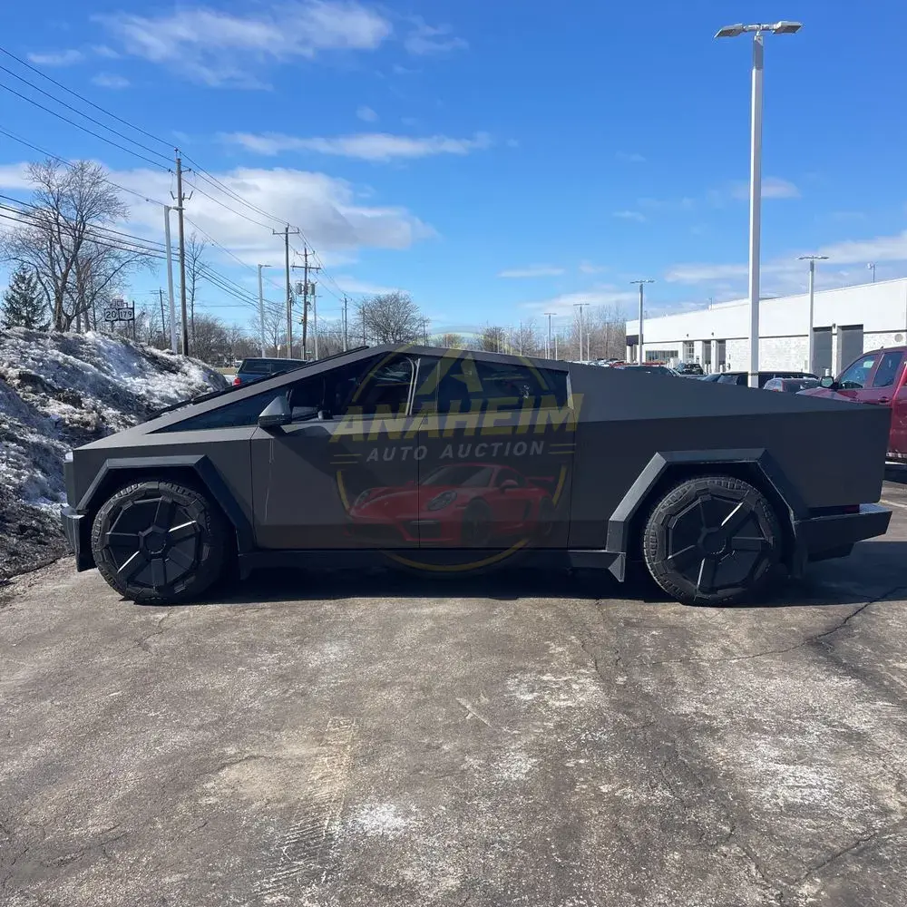 2024 Tesla Cybertruck Base
