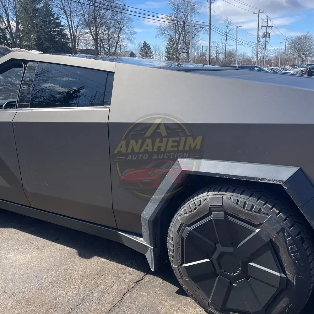 2024 Tesla Cybertruck Base