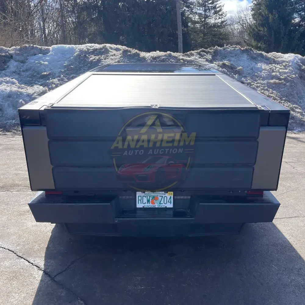 2024 Tesla Cybertruck Base