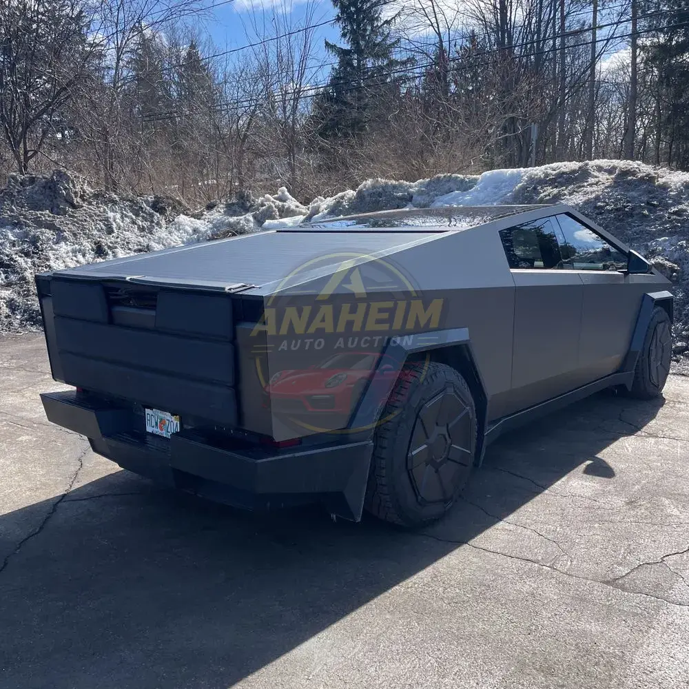 2024 Tesla Cybertruck Base