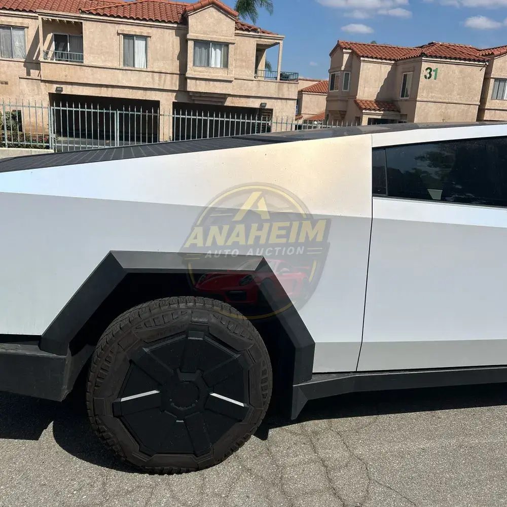 2024 Tesla Cybertruck Base
