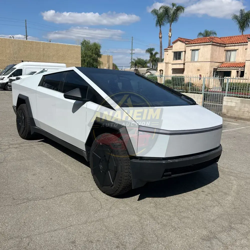 2024 Tesla Cybertruck Base