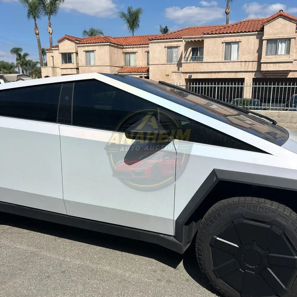 2024 Tesla Cybertruck Base