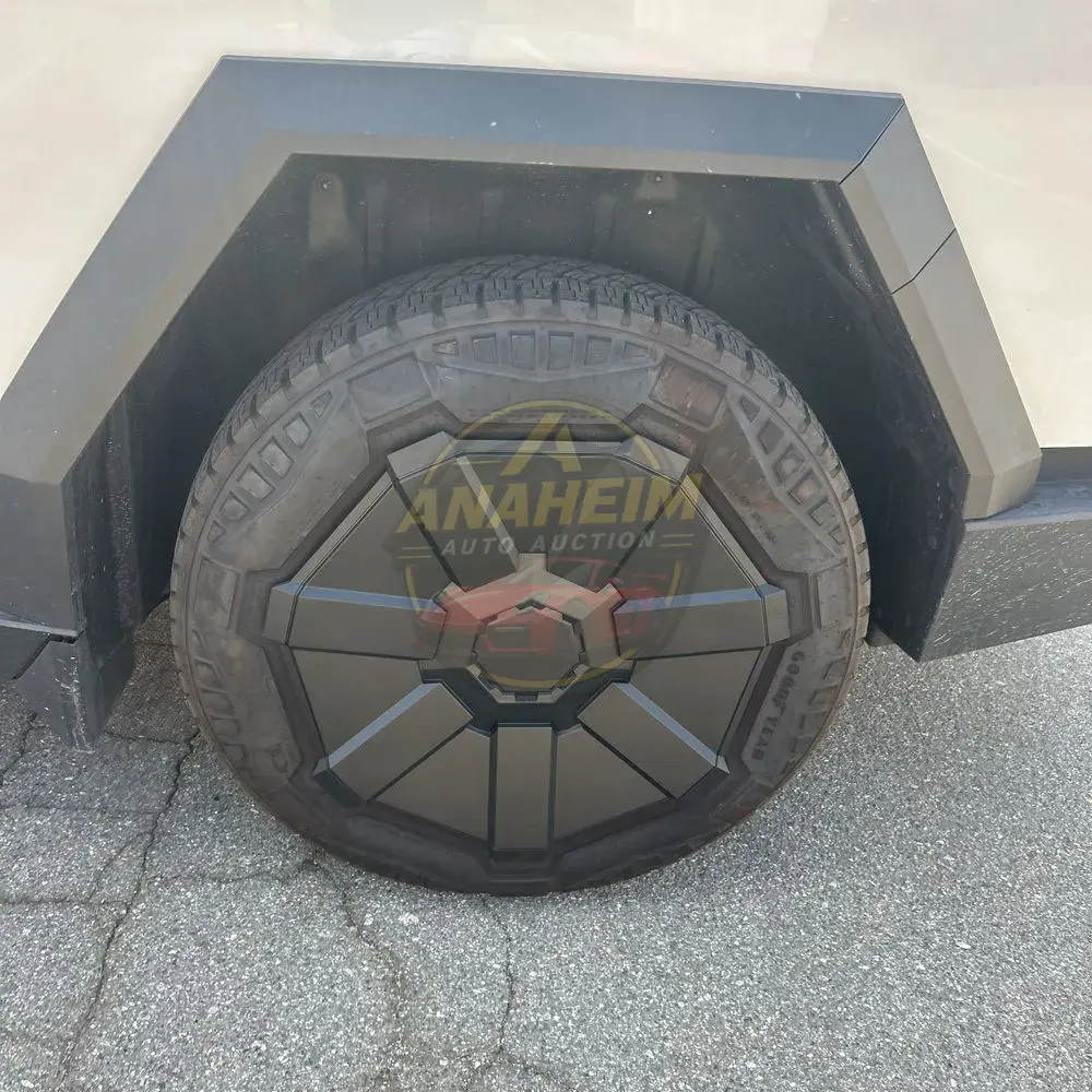 2024 Tesla Cybertruck Base
