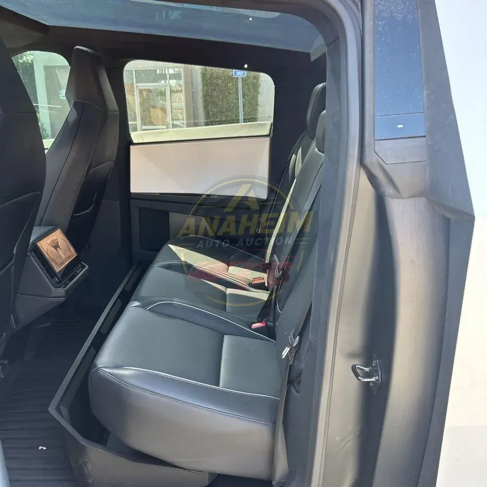 2024 Tesla Cybertruck Base