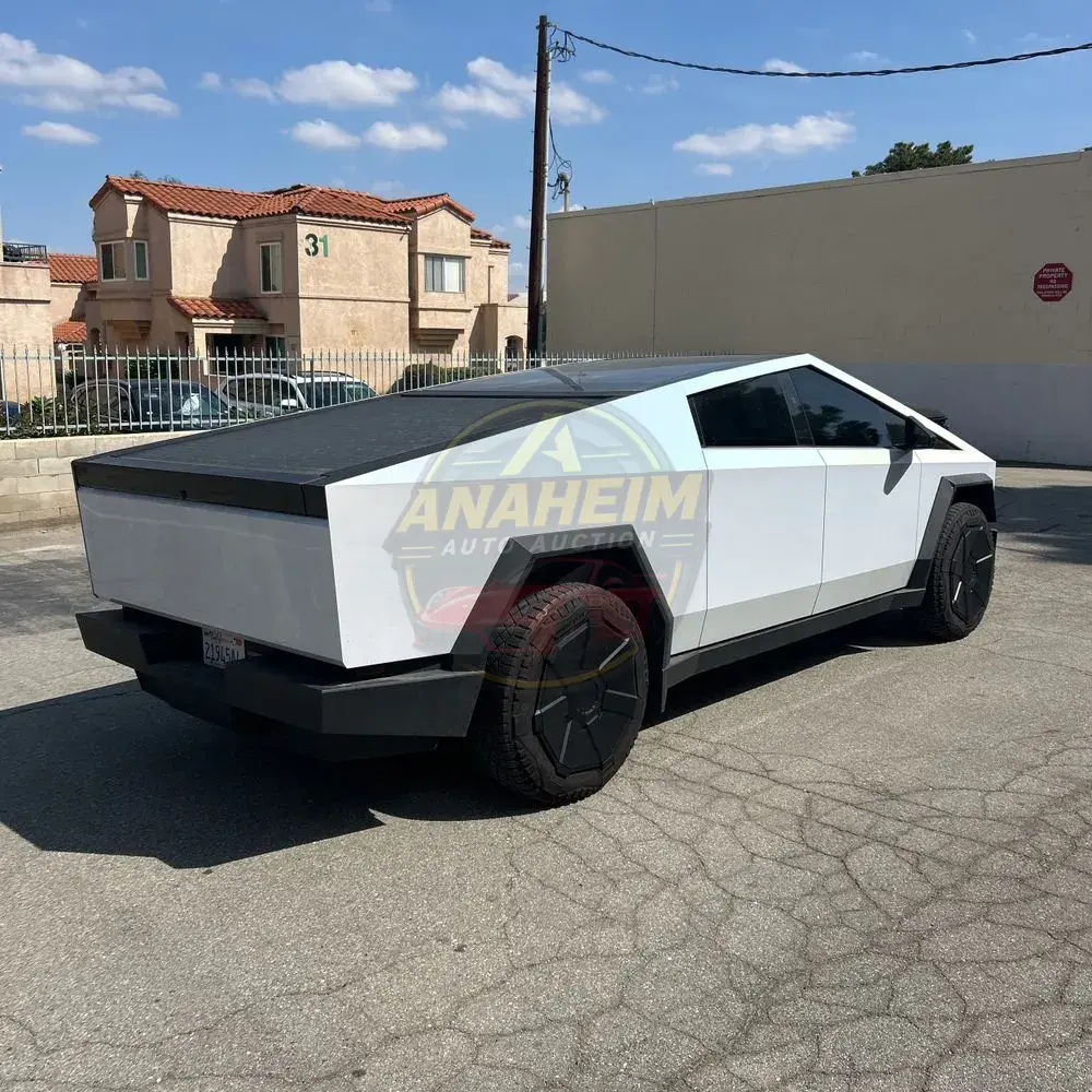 2024 Tesla Cybertruck Base