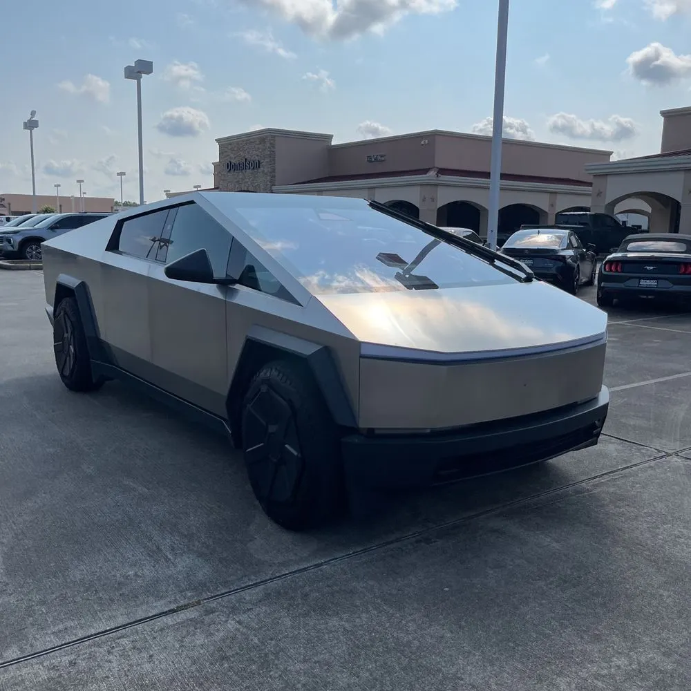 2024 Tesla Cybertruck Base