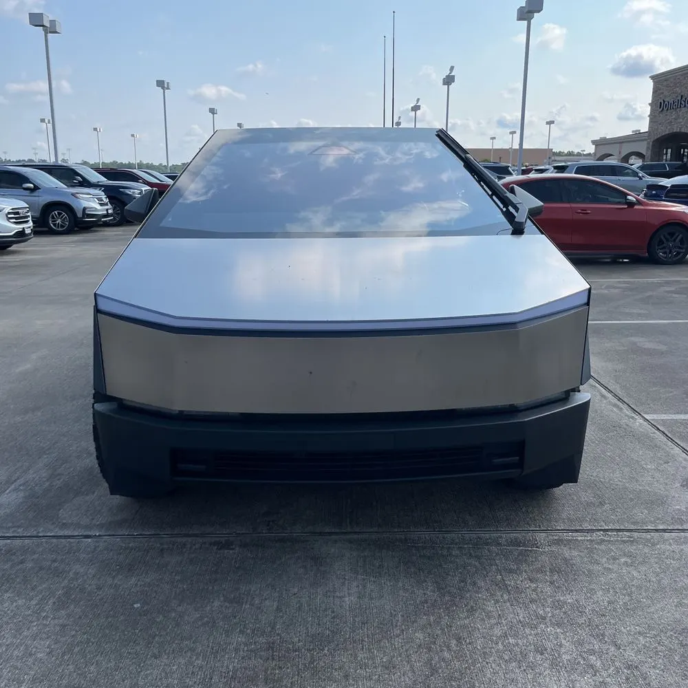 2024 Tesla Cybertruck Base