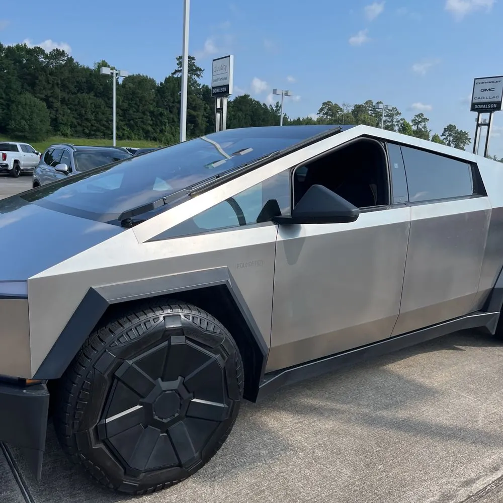 2024 Tesla Cybertruck Base