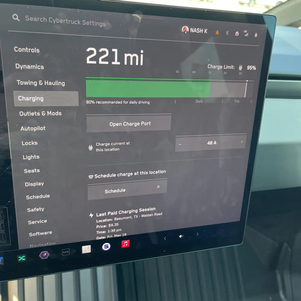 2024 Tesla Cybertruck Base
