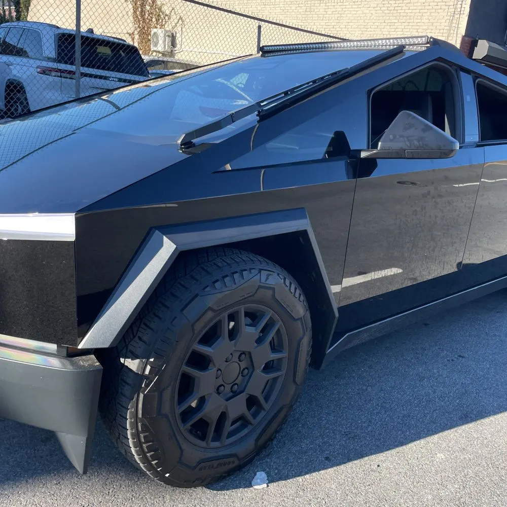 2024 Tesla Cybertruck Base