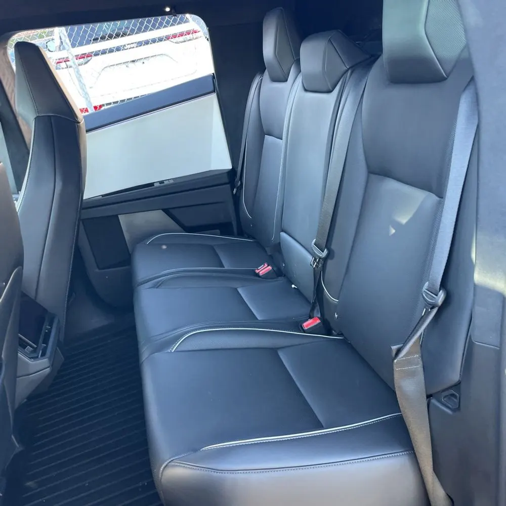 2024 Tesla Cybertruck Base