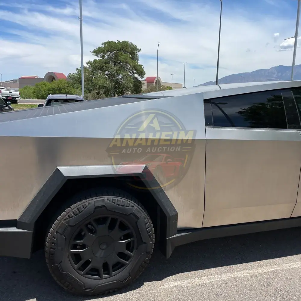 2024 Tesla Cybertruck Base