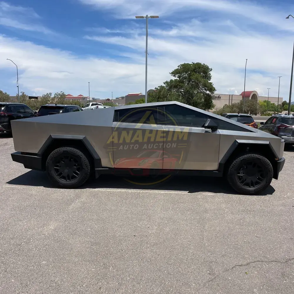 2024 Tesla Cybertruck Base