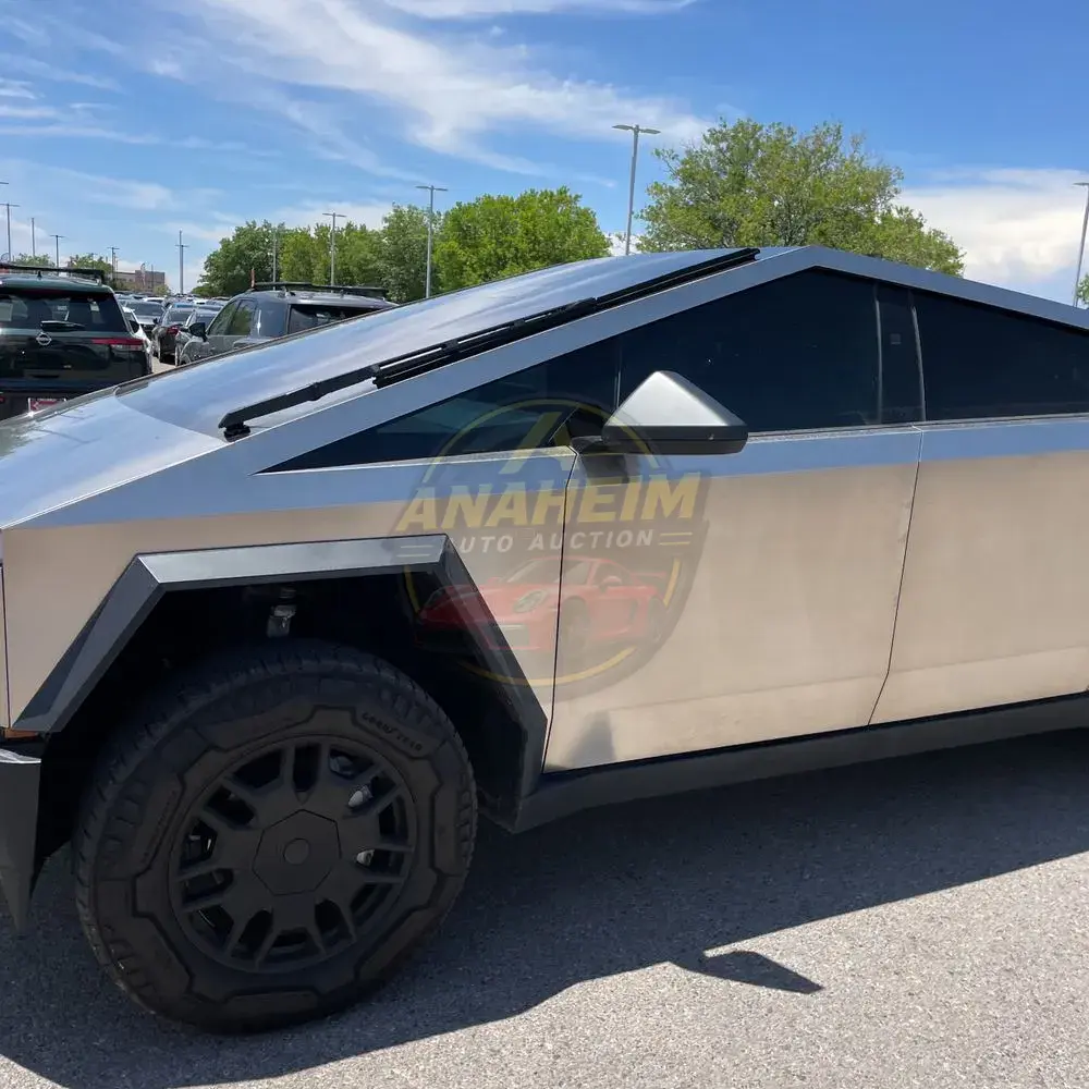 2024 Tesla Cybertruck Base