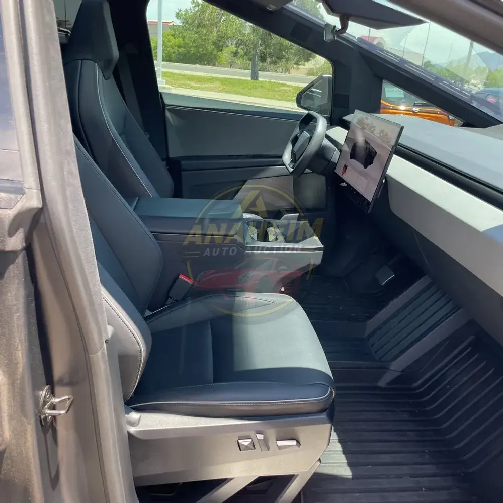 2024 Tesla Cybertruck Base