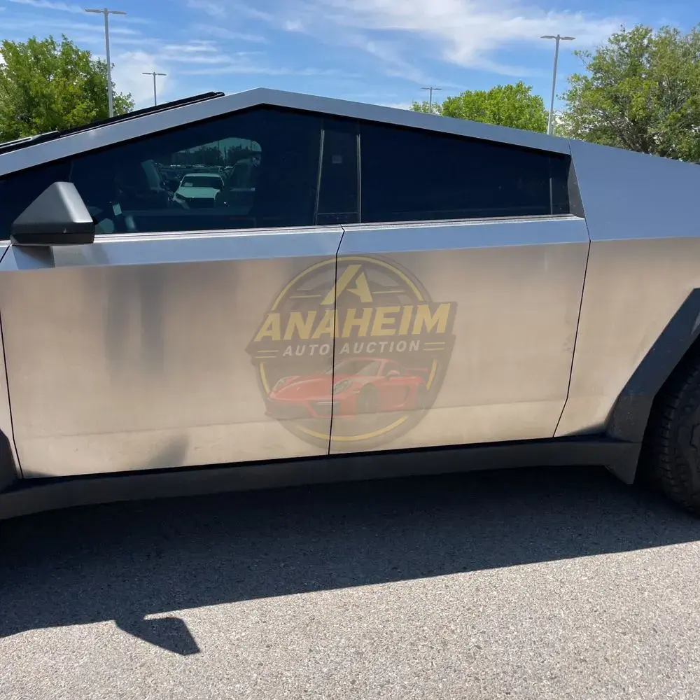 2024 Tesla Cybertruck Base