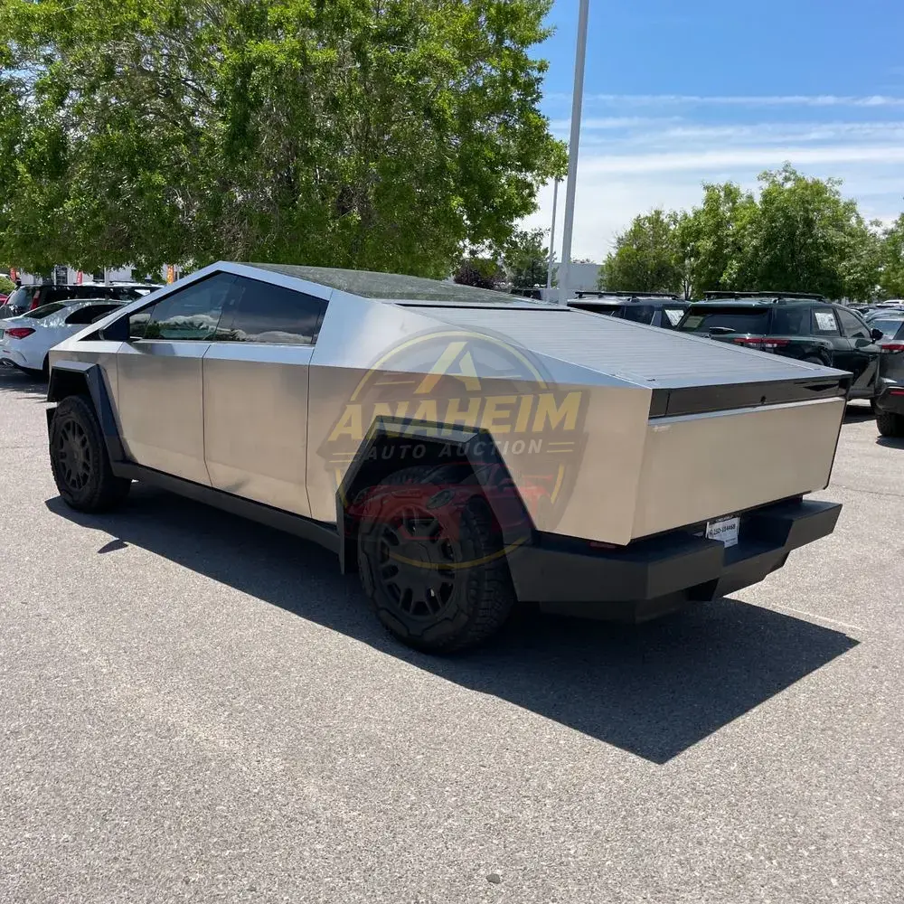 2024 Tesla Cybertruck Base