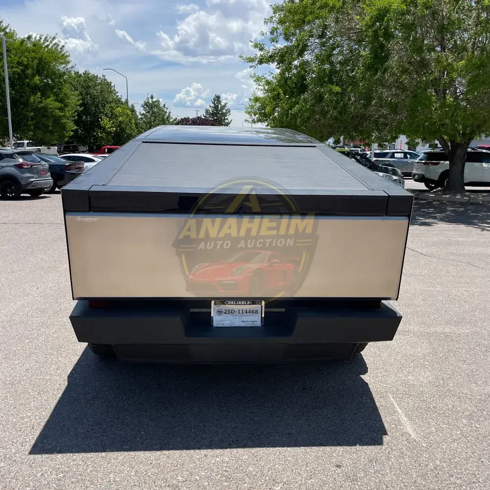 2024 Tesla Cybertruck Base