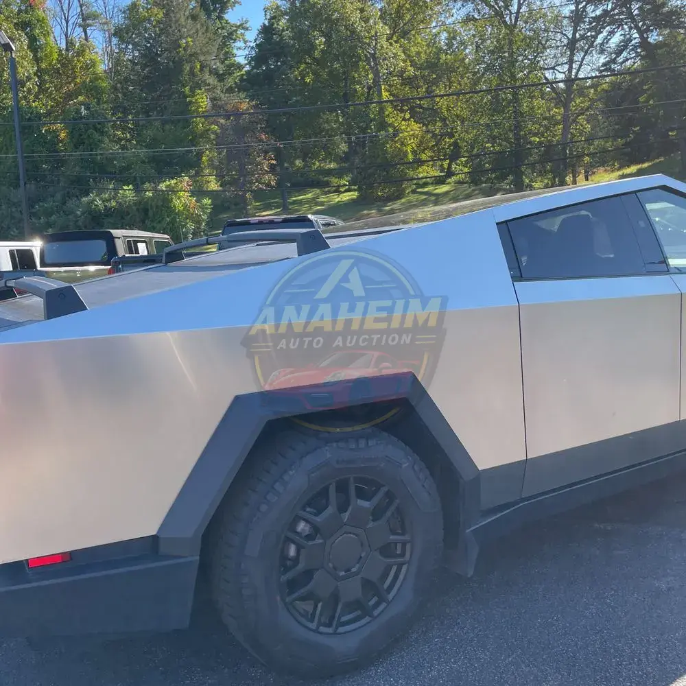 2024 Tesla Cybertruck Base