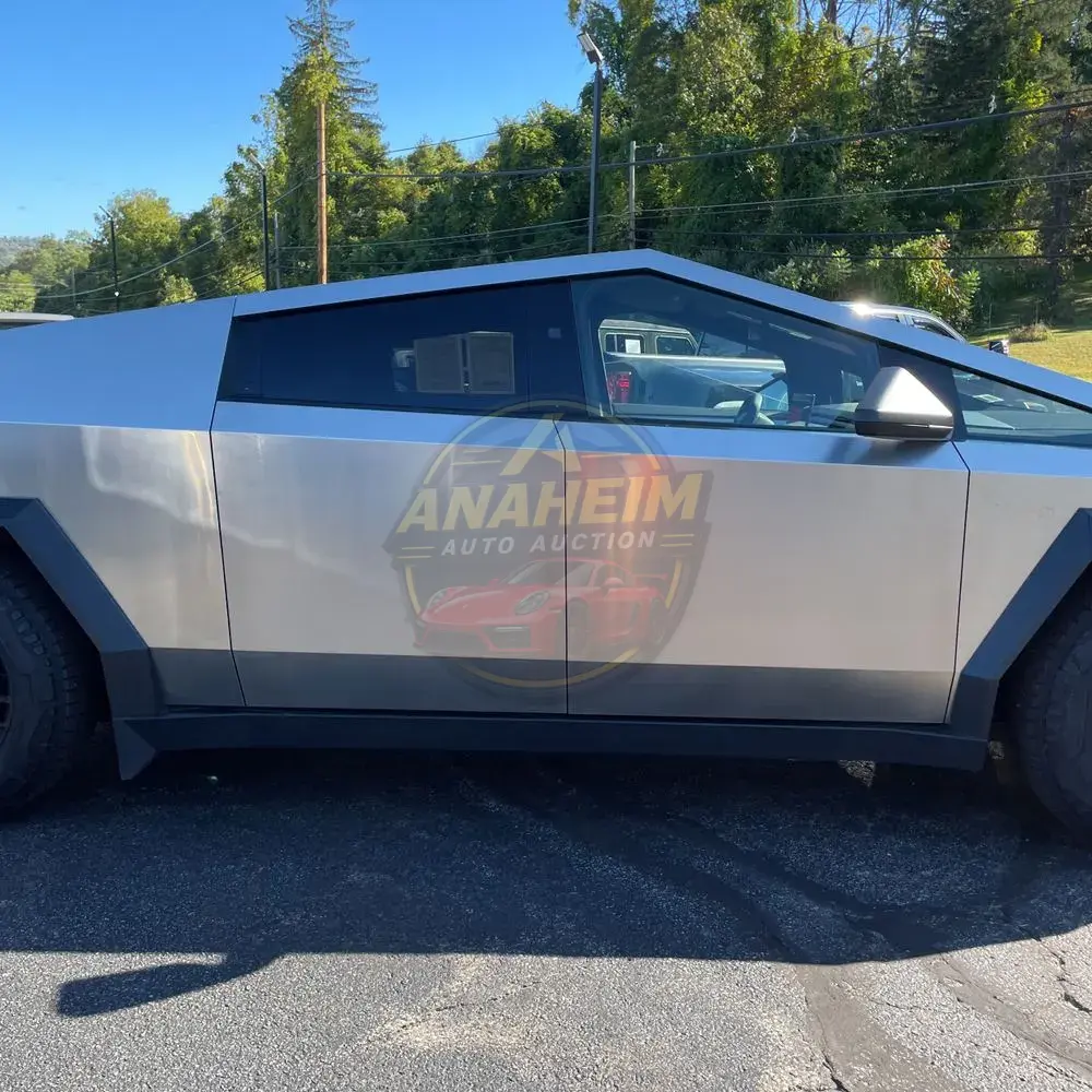 2024 Tesla Cybertruck Base