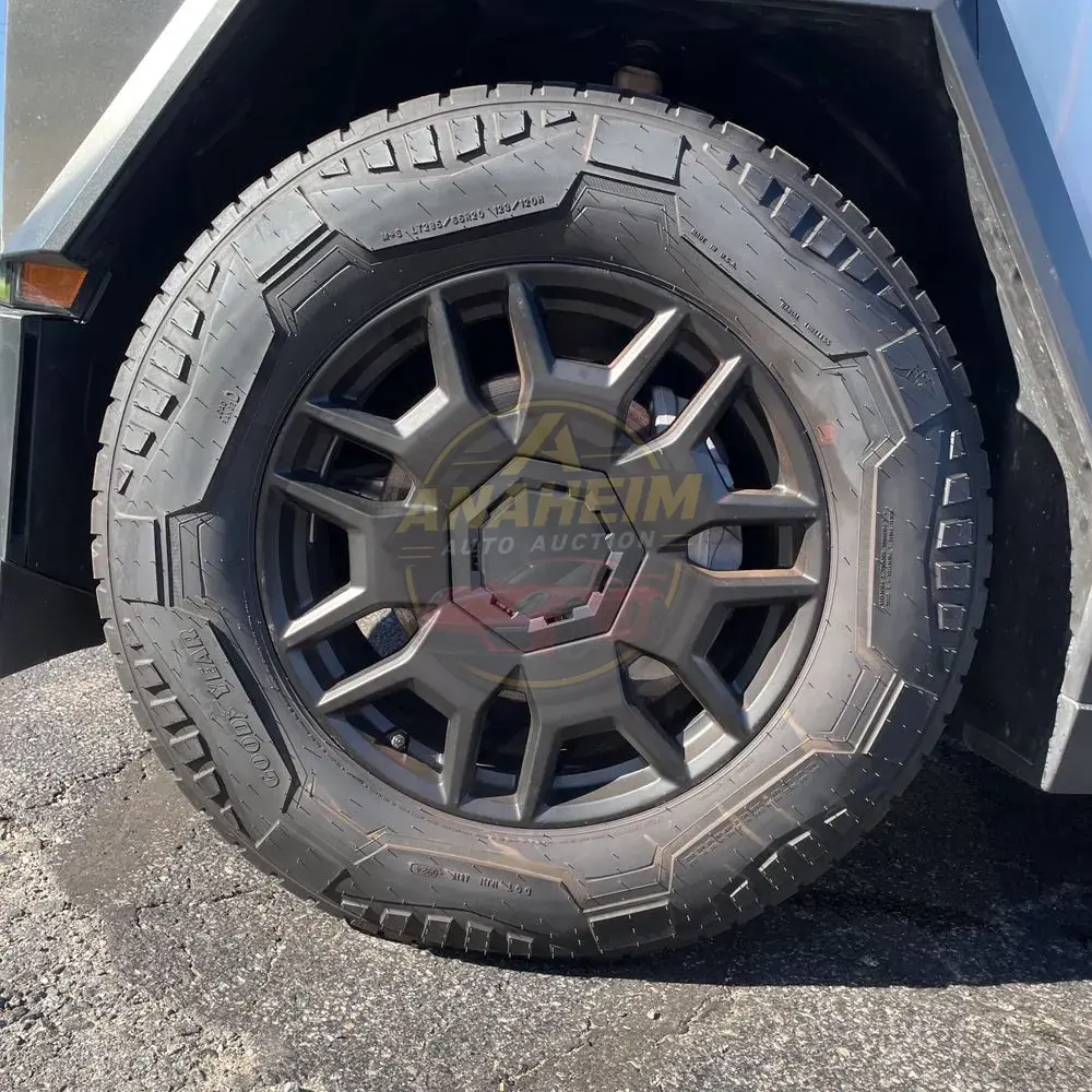 2024 Tesla Cybertruck Base