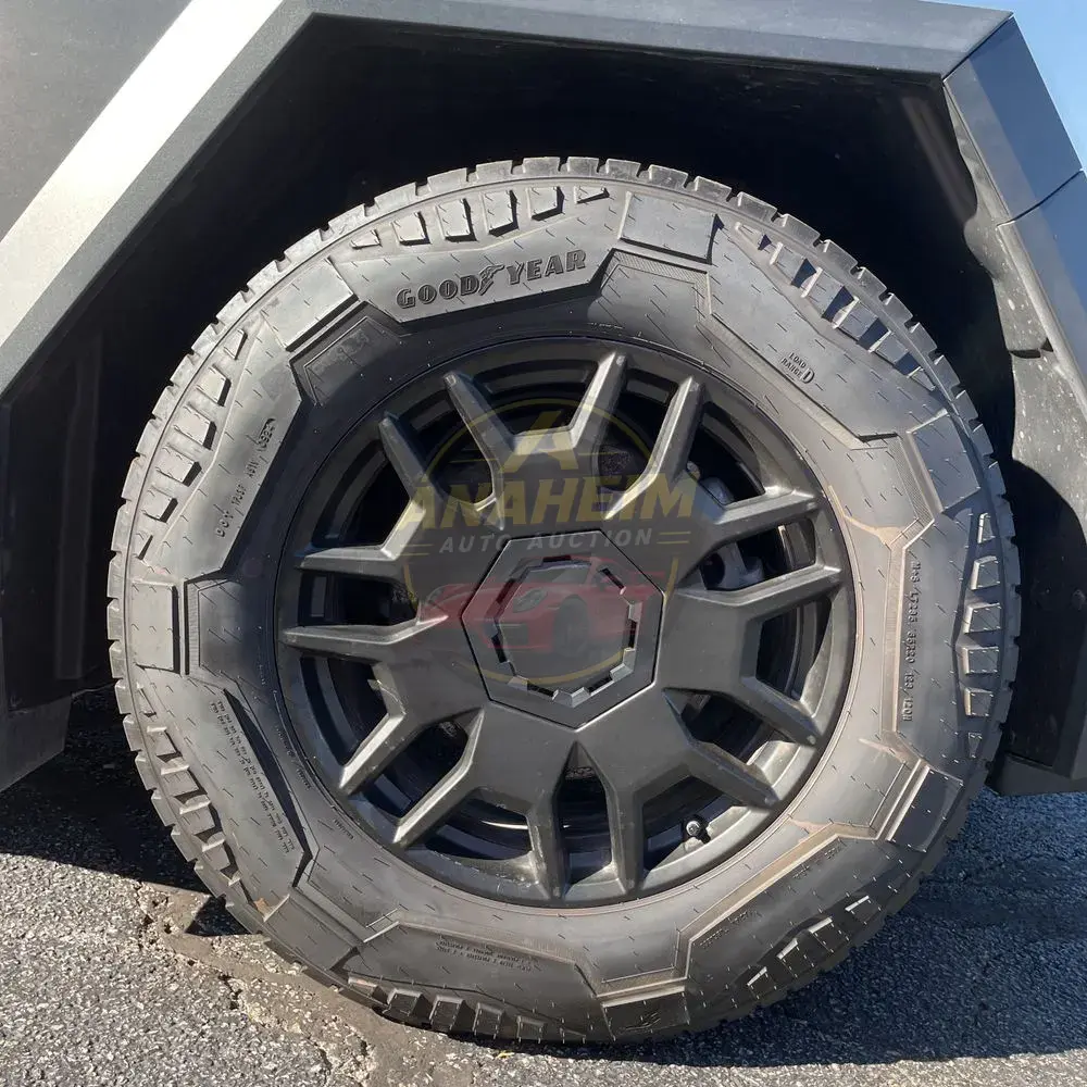 2024 Tesla Cybertruck Base