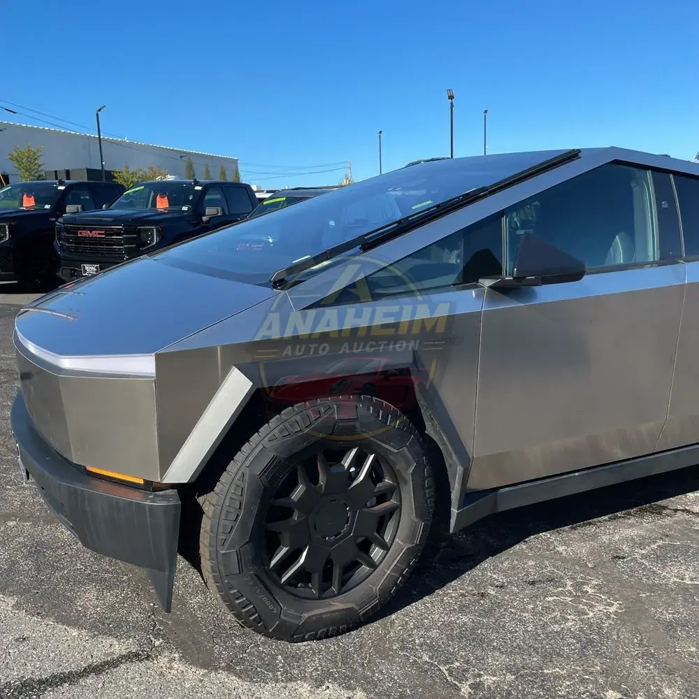 2024 Tesla Cybertruck Base