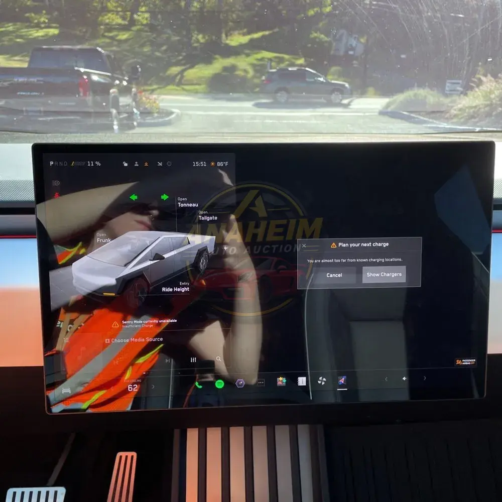 2024 Tesla Cybertruck Base