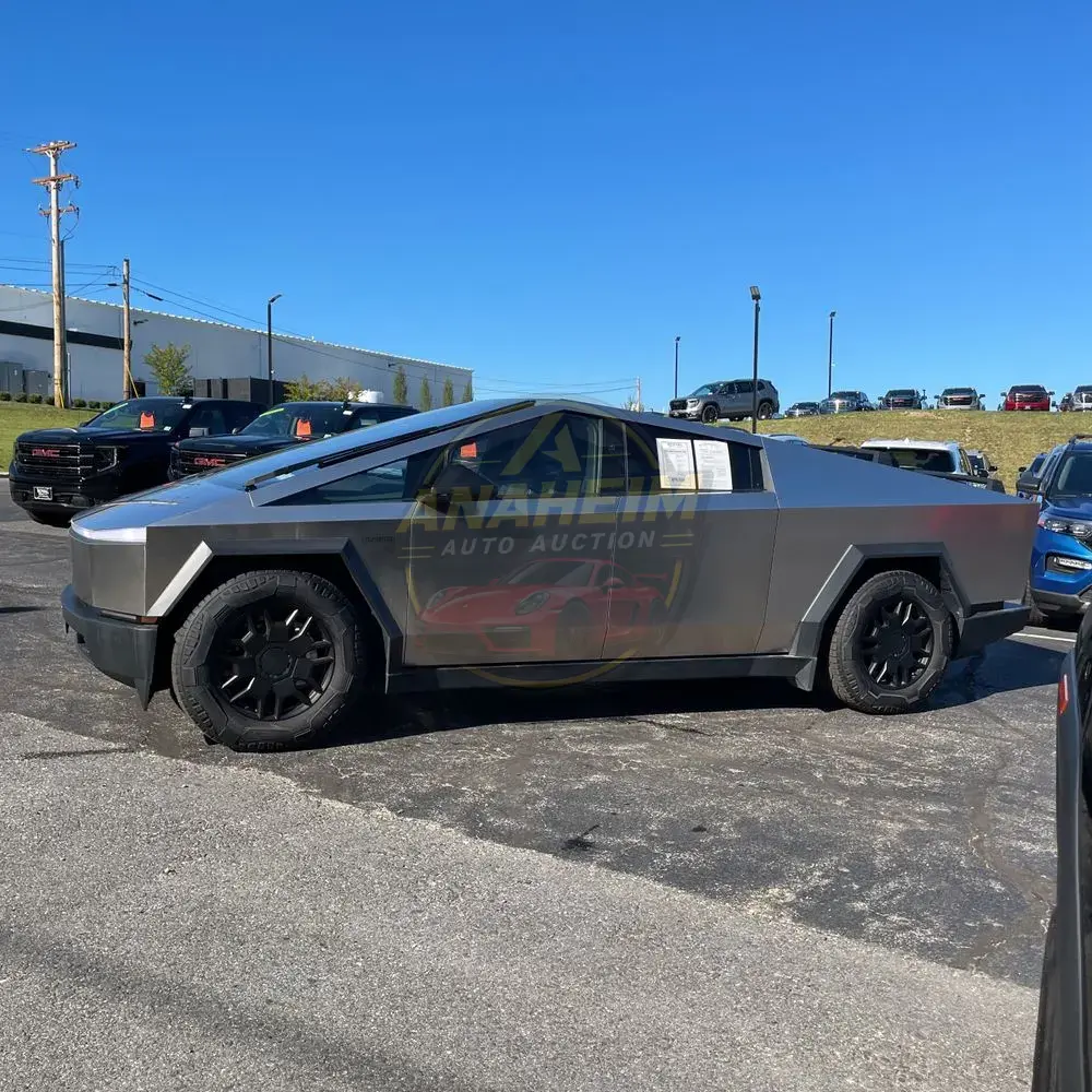 2024 Tesla Cybertruck Base