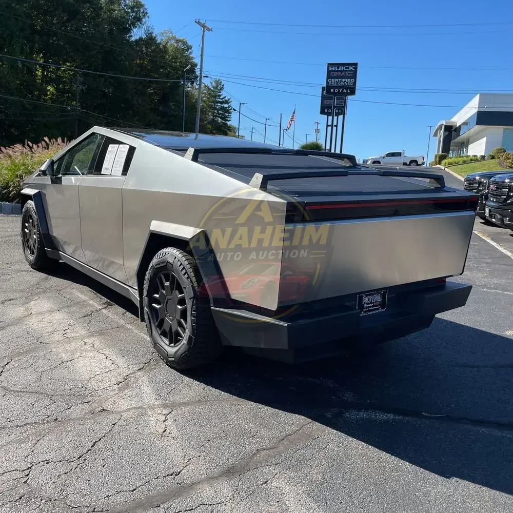2024 Tesla Cybertruck Base