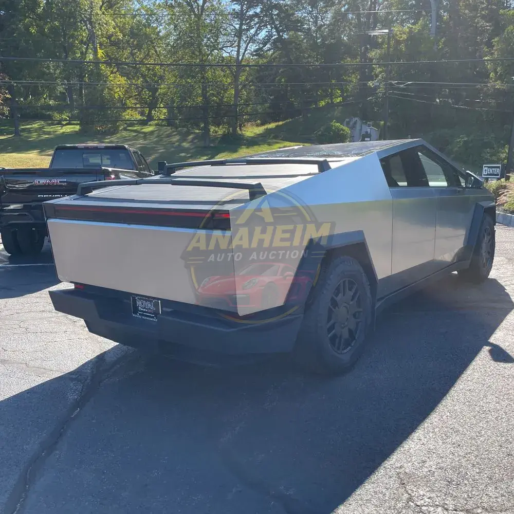 2024 Tesla Cybertruck Base