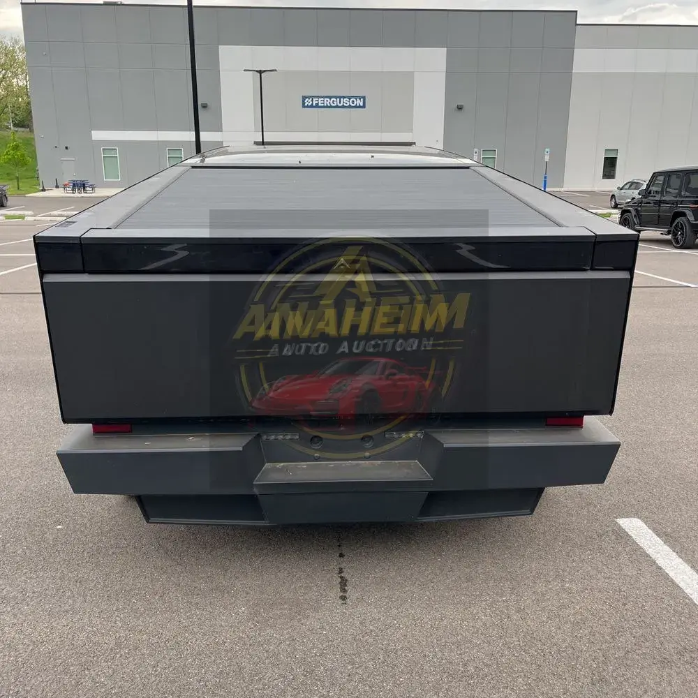 2024 Tesla Cybertruck CyberBeast
